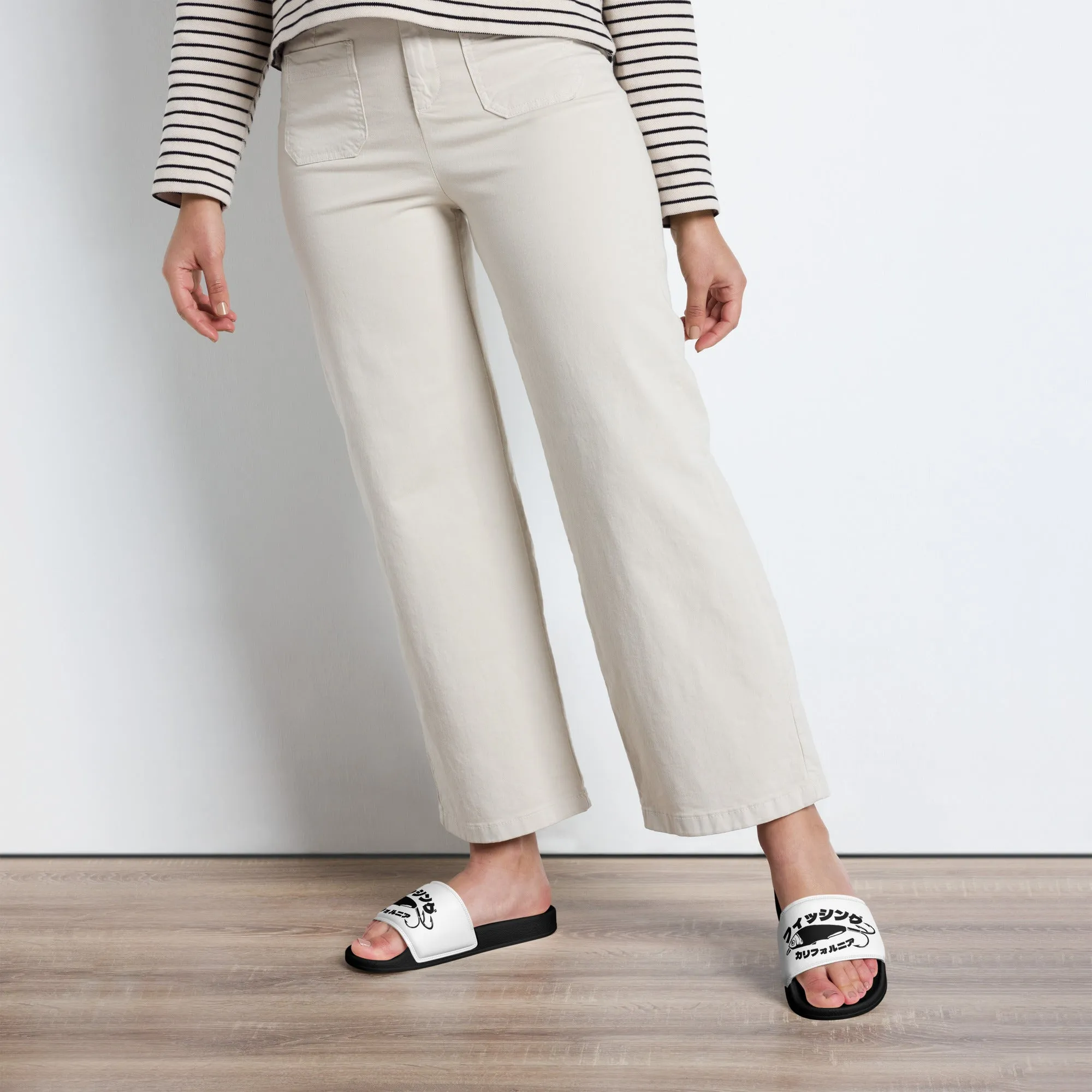 Fishing California, Japanese katakana, Women's slides
