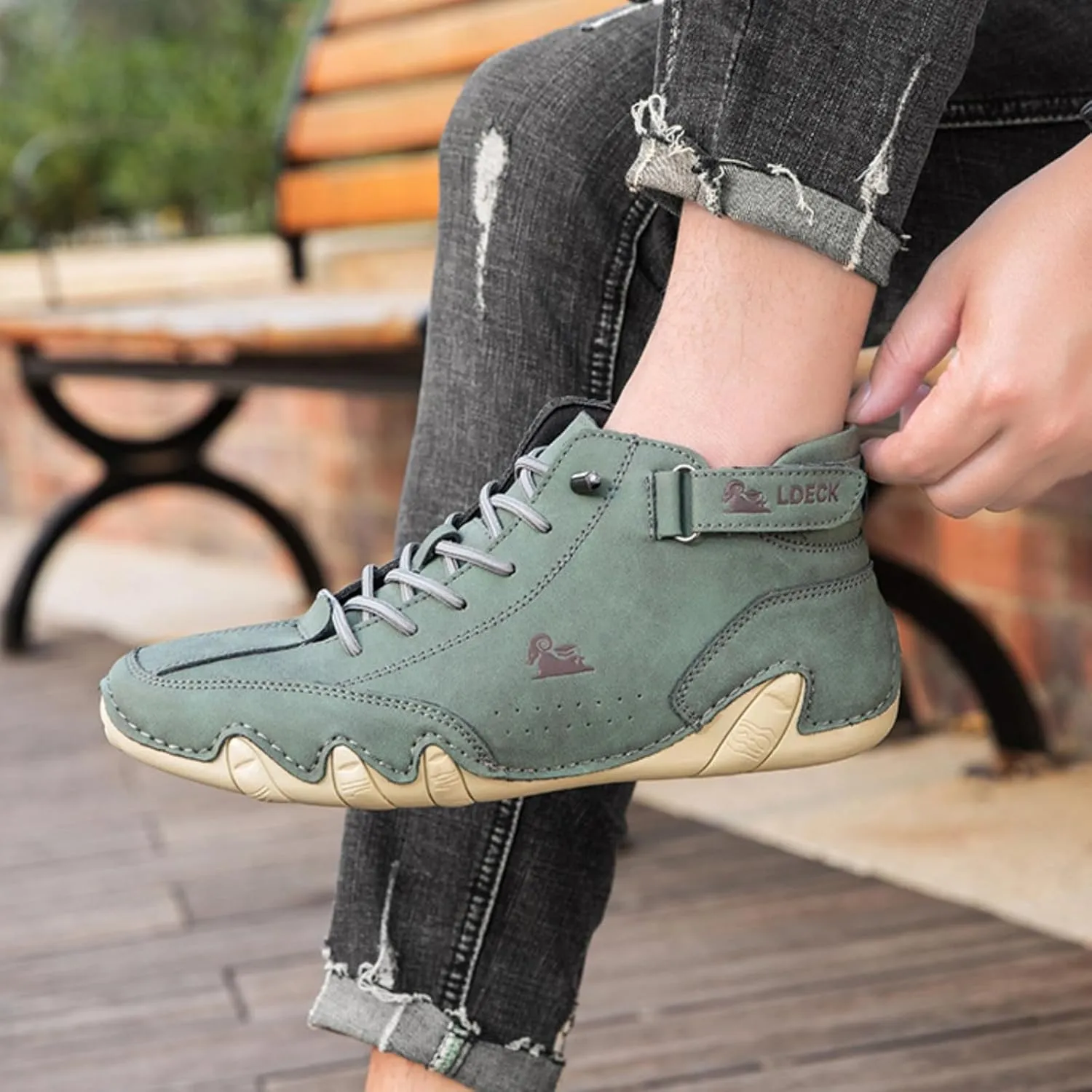 Women's Men's Casual Leather Boots Lightweight Slip-Resistant Breathable High Boots,Outdoor Suede Lace Up Adjustable Flat Shoes,Waterproof Driving Shoes Orthopedic Sneakers with Arch Support